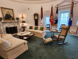 lbj presidential library oval office