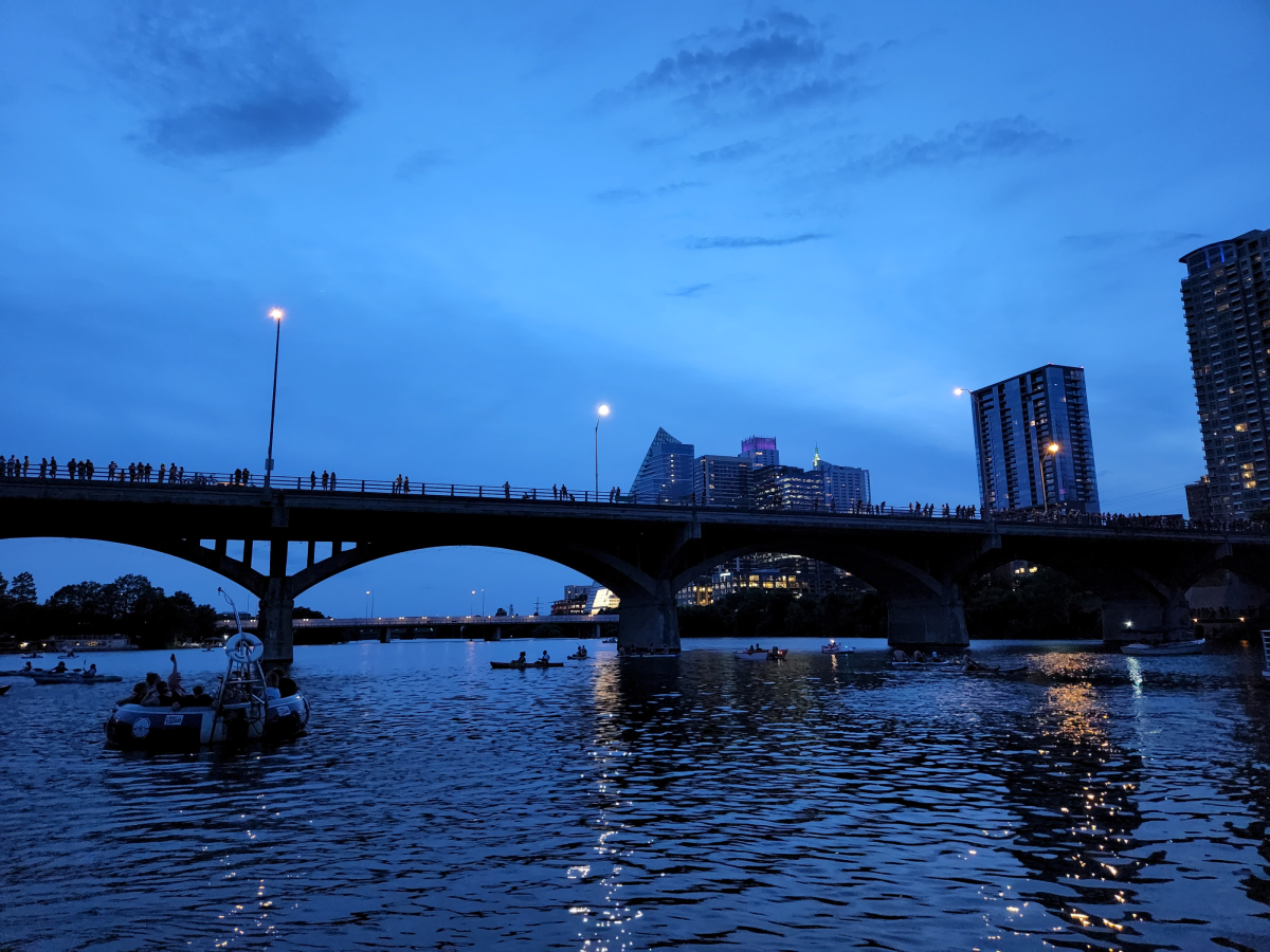 lone star bat cruise congress bridge night